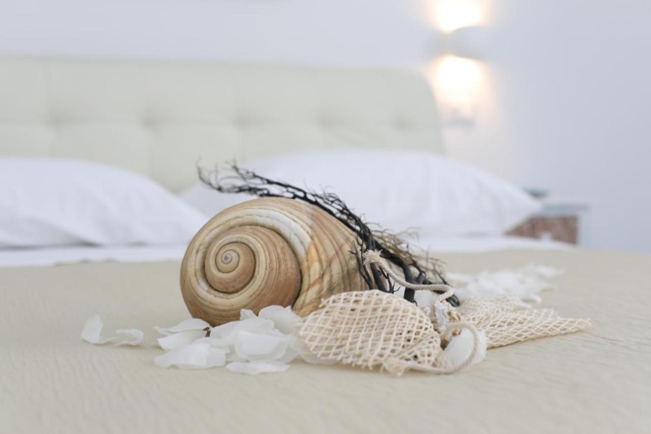 White Aurora Rooms ปอร์โตเชซาเรโอ ภายนอก รูปภาพ