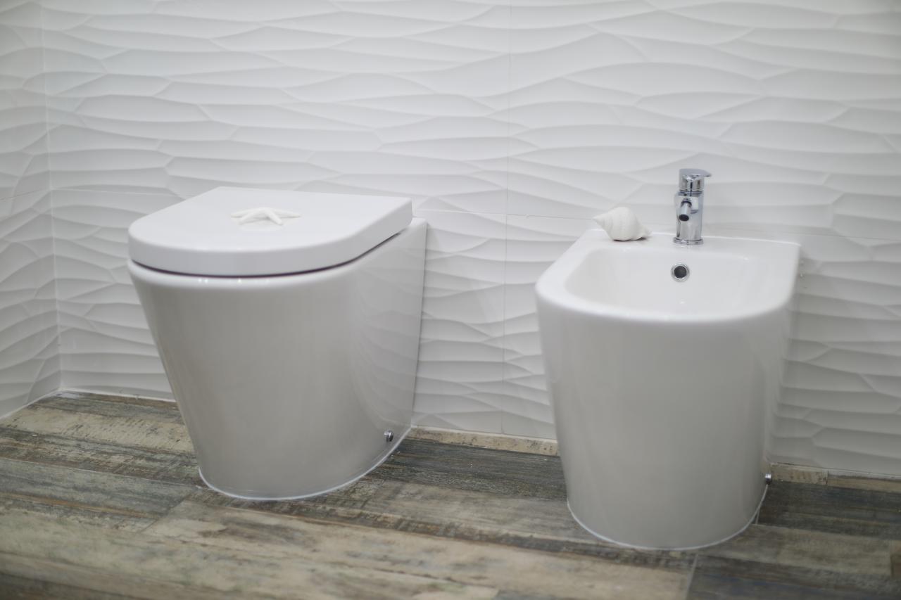 White Aurora Rooms ปอร์โตเชซาเรโอ ภายนอก รูปภาพ