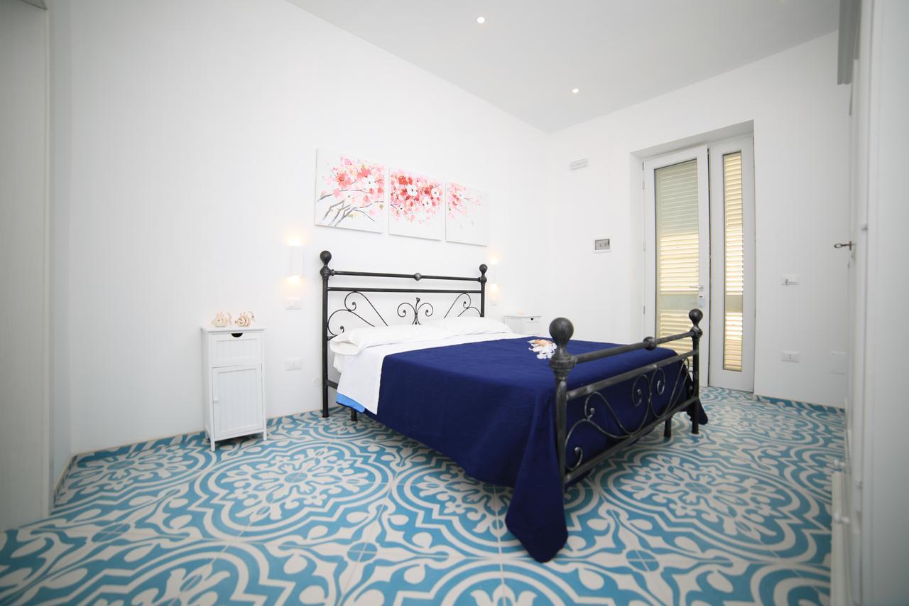 White Aurora Rooms ปอร์โตเชซาเรโอ ภายนอก รูปภาพ